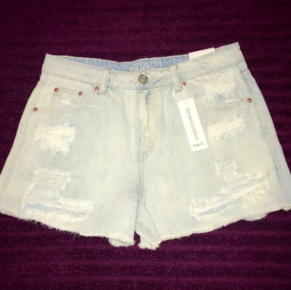 Highwaisted Shorts